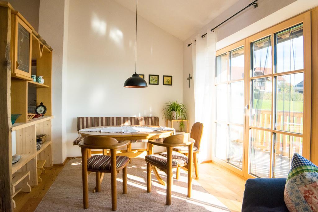 Biohof Schmidbauer Appartement Frankenburg am Hausruck Buitenkant foto